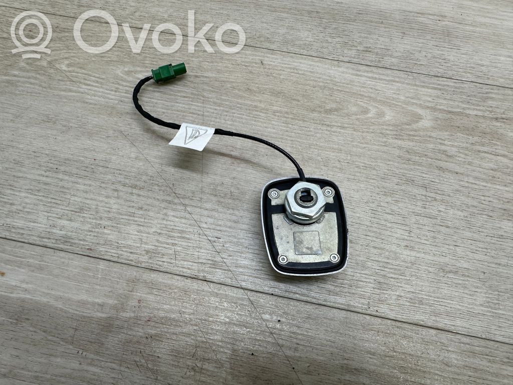 Porsche Panamera (970) GPS-pystyantenni 