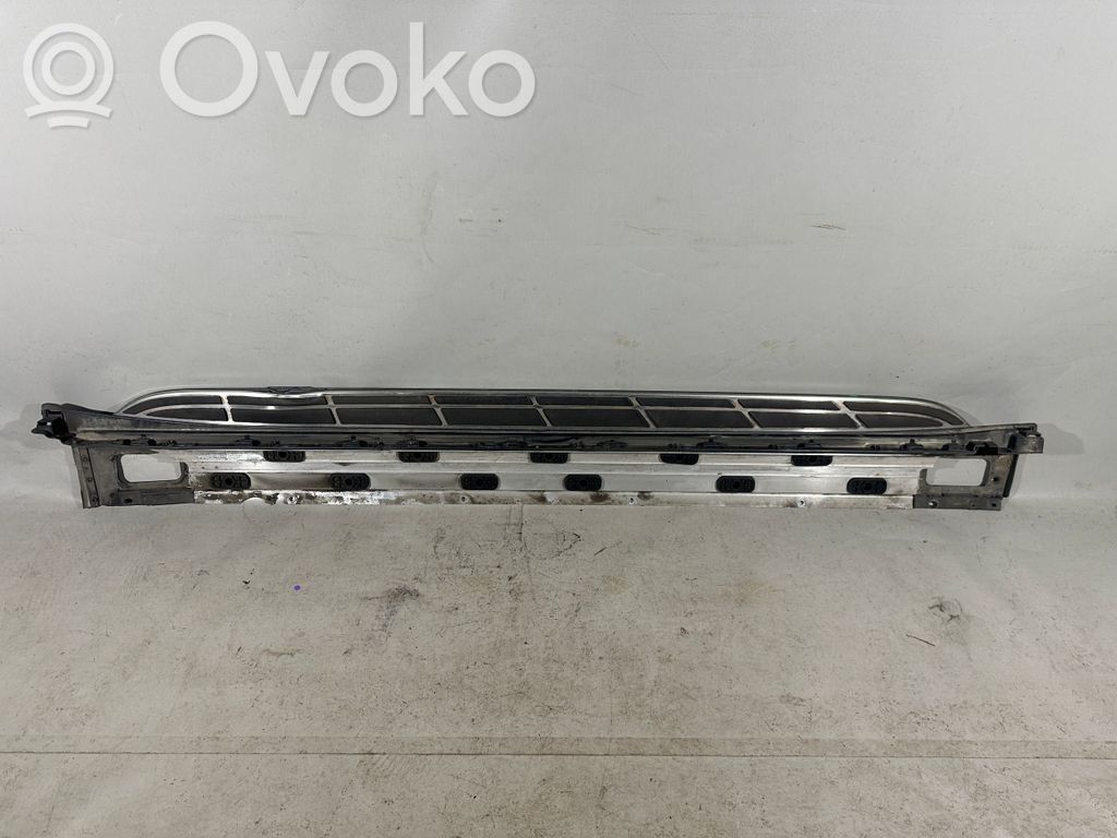 Porsche Cayenne (92A) Listón 