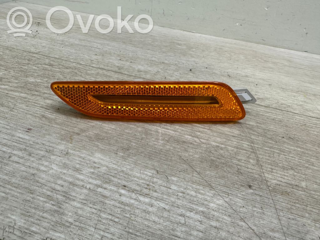 Porsche Cayenne (9Y0 9Y3) Kierunkowskaz przedni 
