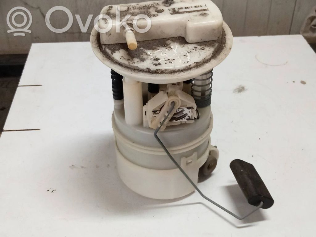 Renault Clio II Bomba interna de combustible 