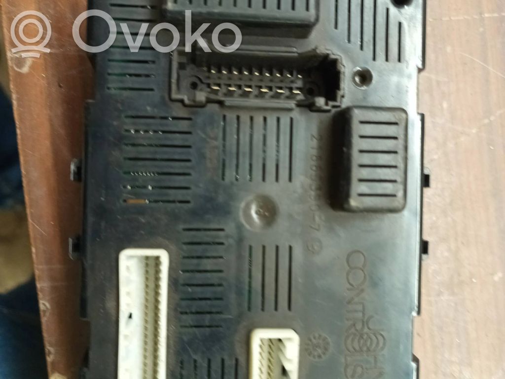 Renault Modus Module de contrôle carrosserie centrale 
