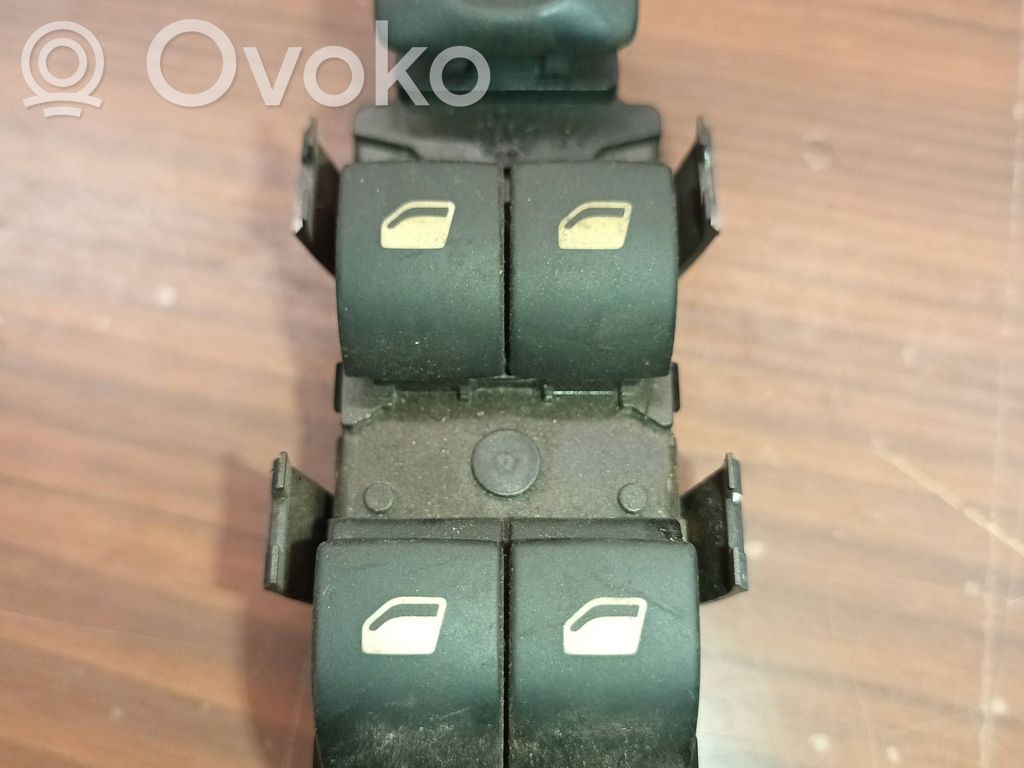 Citroen C4 I Electric window control switch 