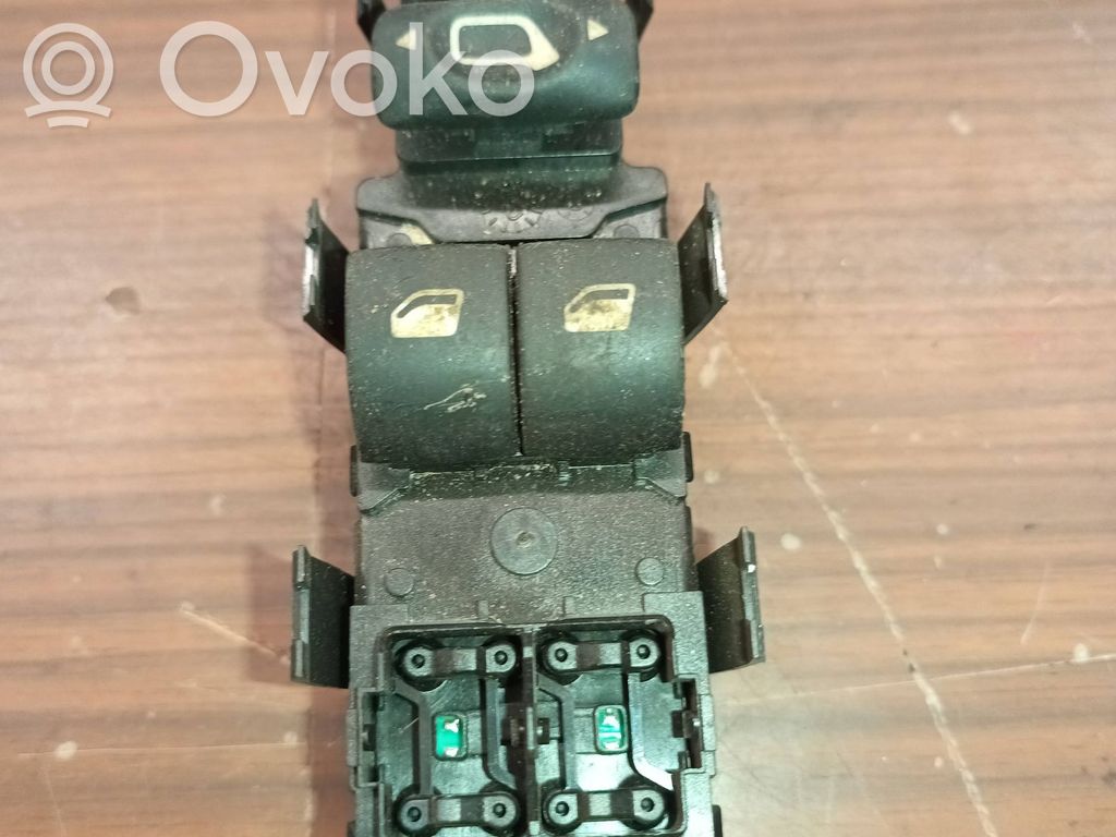 Citroen C4 I Electric window control switch 