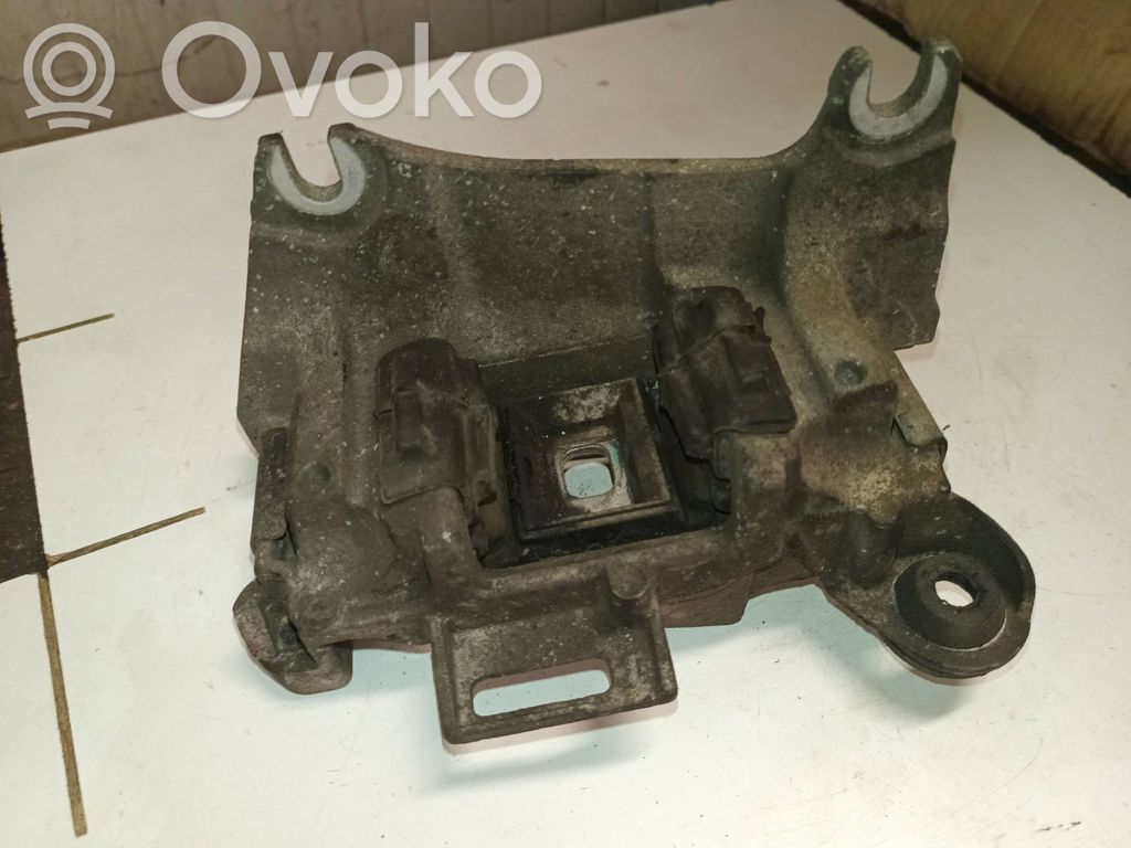 Renault Scenic III -  Grand scenic III Engine mount bracket 