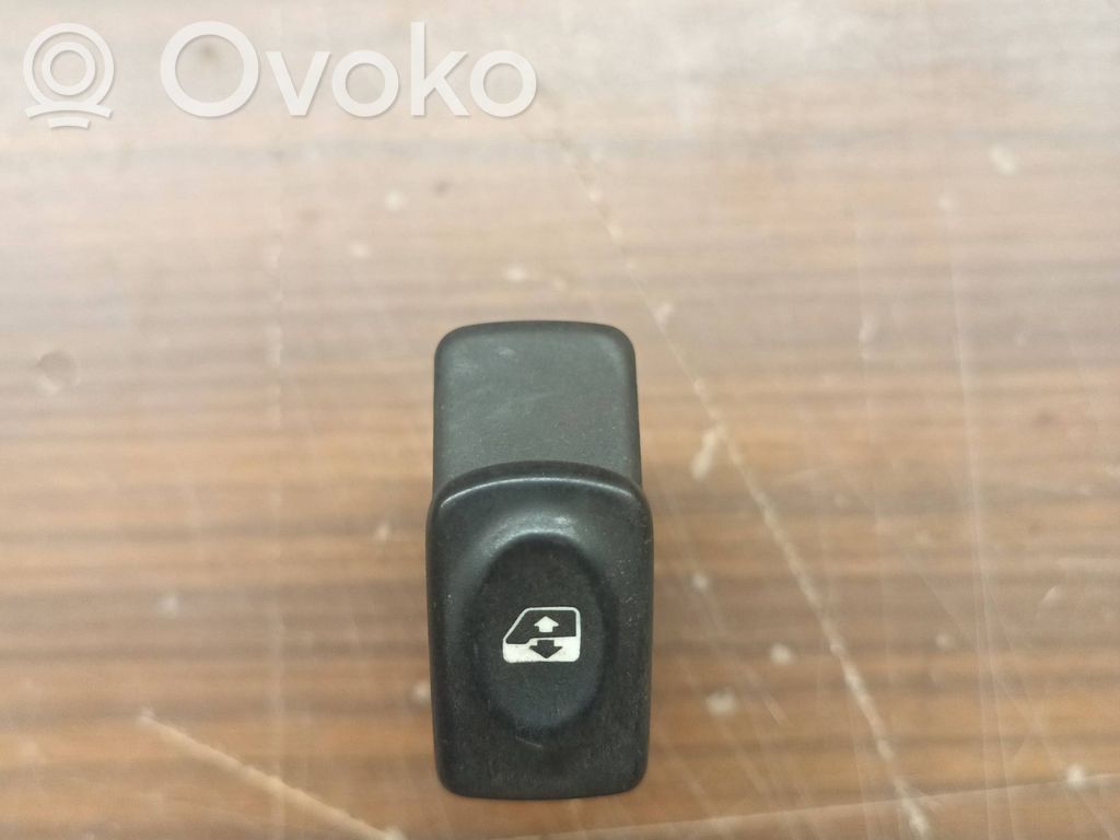 Renault Kangoo I Electric window control switch 