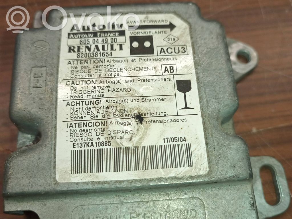 Renault Kangoo I Airbag control unit/module 