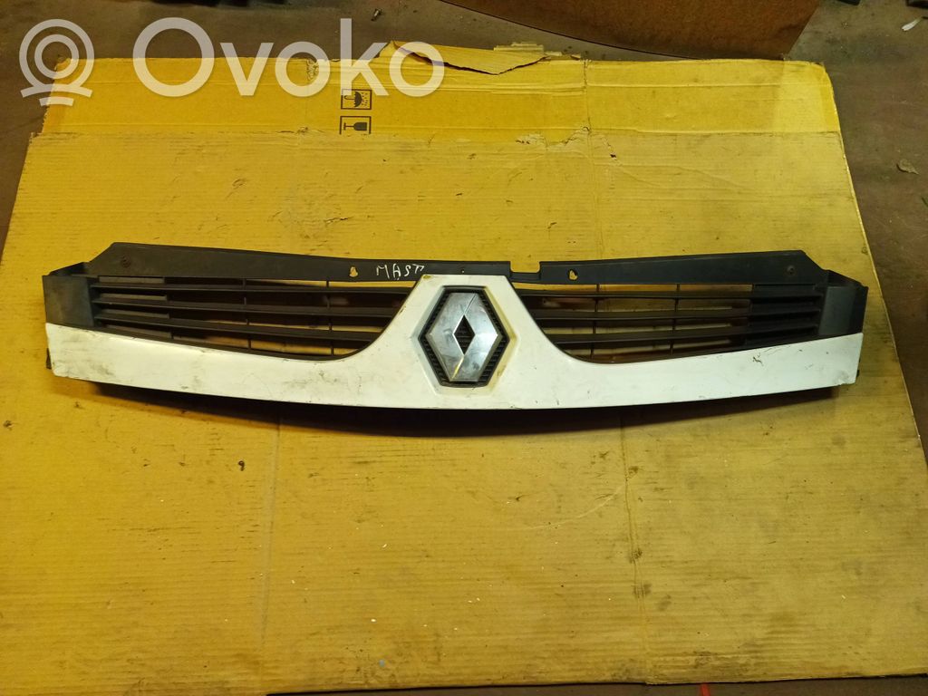 Renault Master II Front grill 