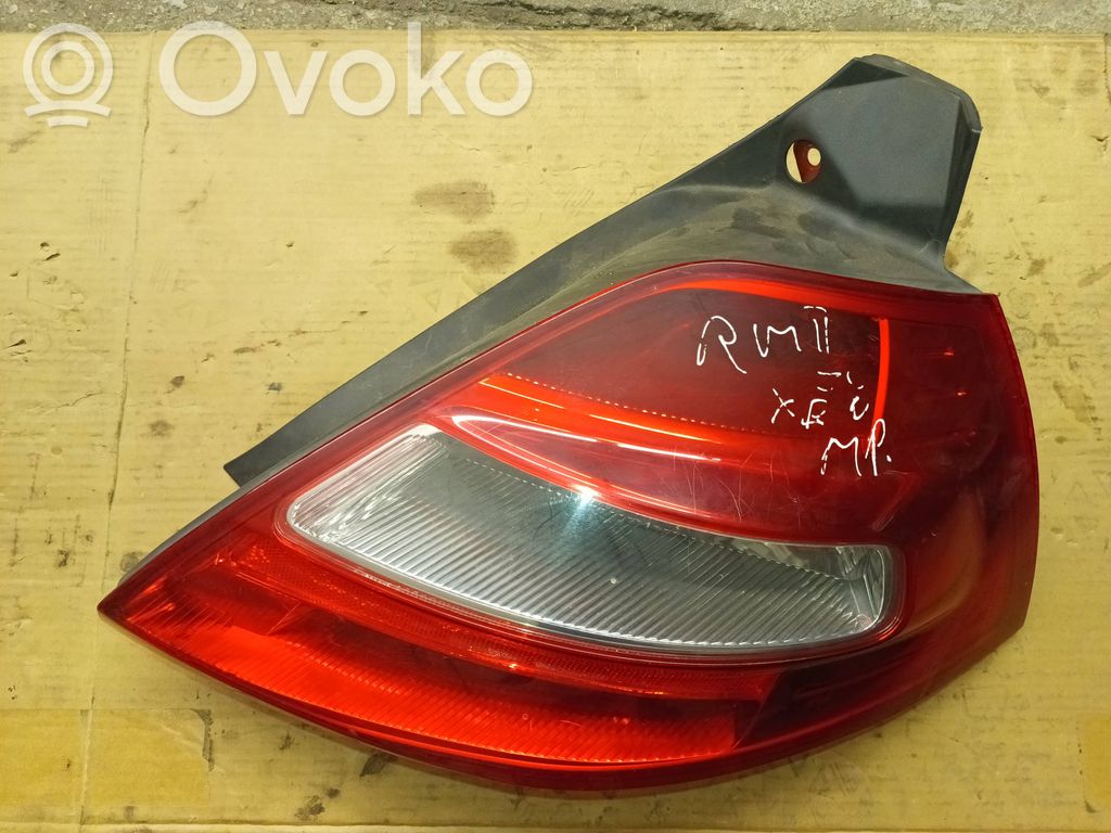Renault Megane II Aizmugurējais lukturis virsbūvē 