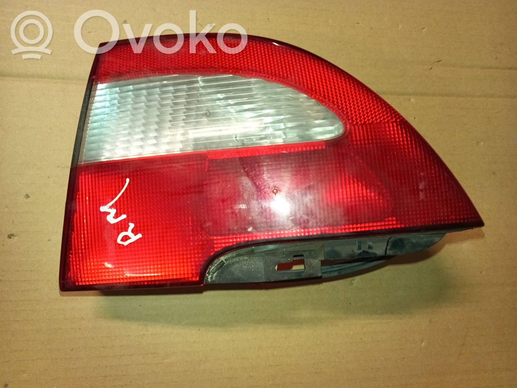 Renault Megane I Aizmugurējais lukturis virsbūvē 