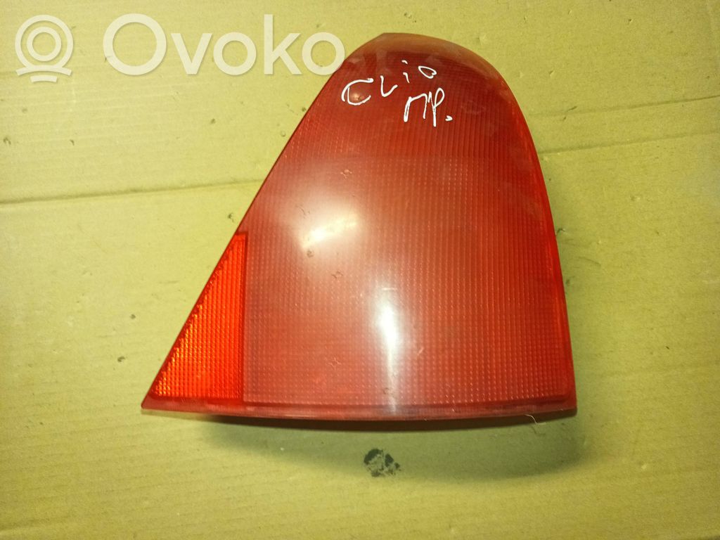 Renault Clio II Galinis žibintas kėbule 