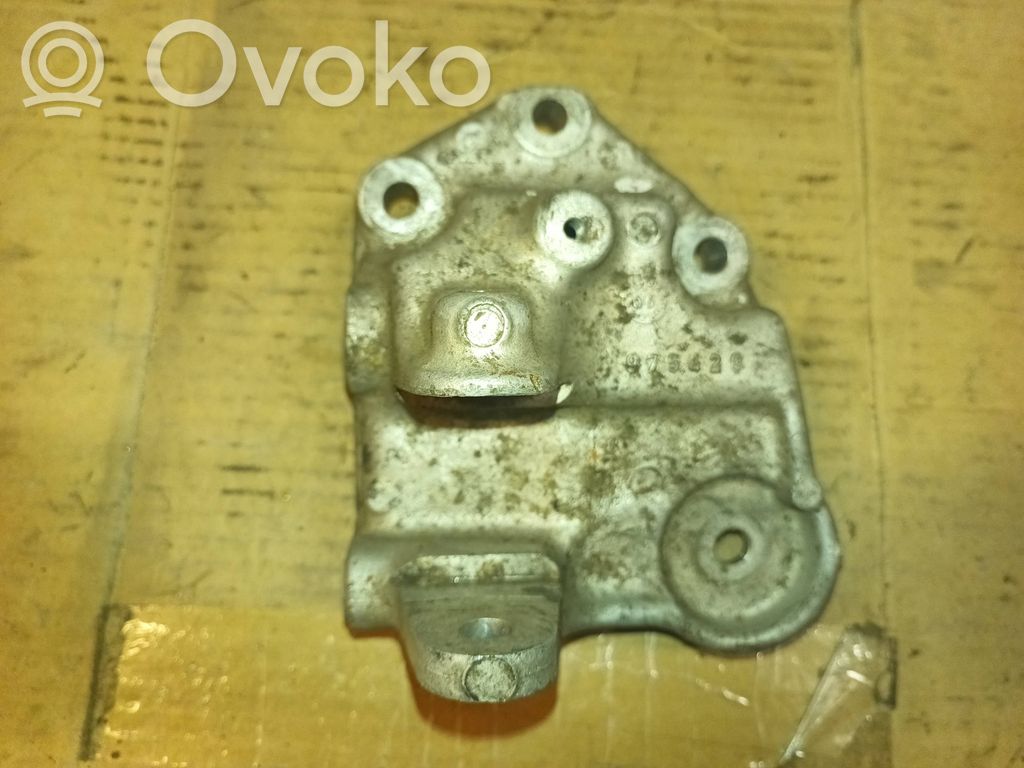 Citroen Jumpy Engine mounting bracket 