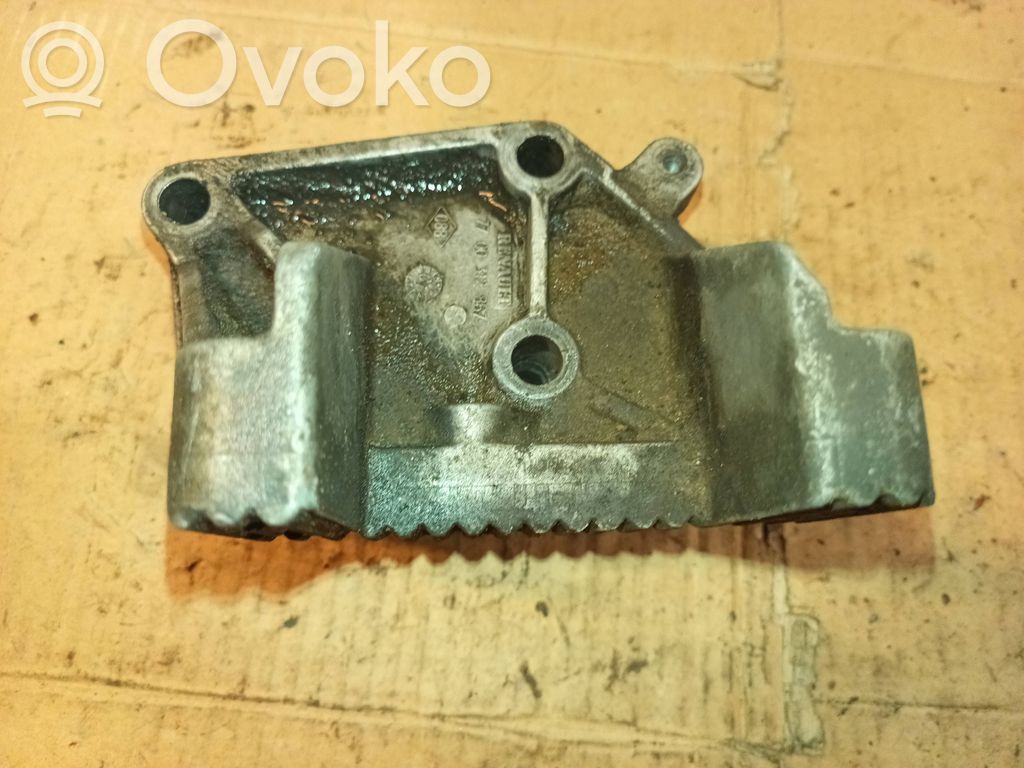 Renault Master II Engine mounting bracket 