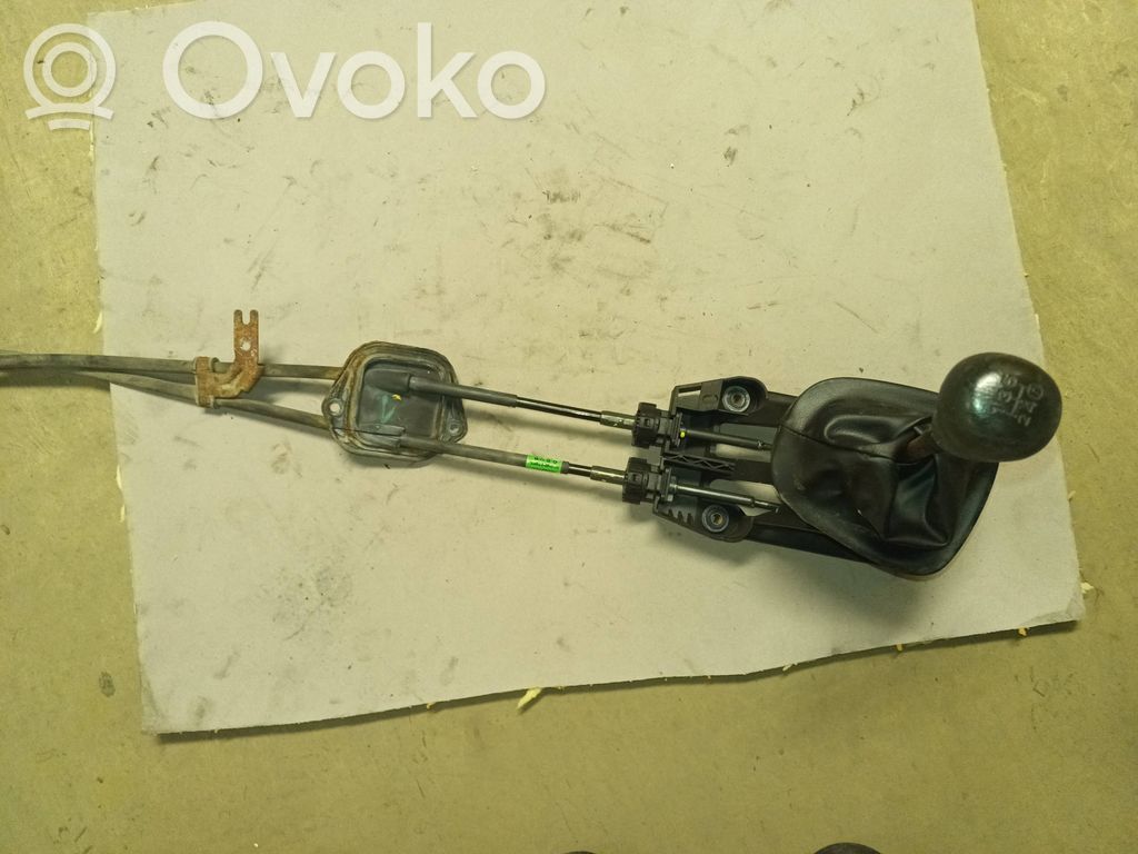 Peugeot 107 Gear shifter/selector 