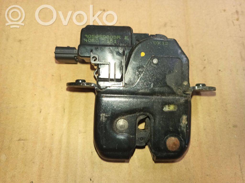 Renault Latitude (L70) Tailgate lock latch 