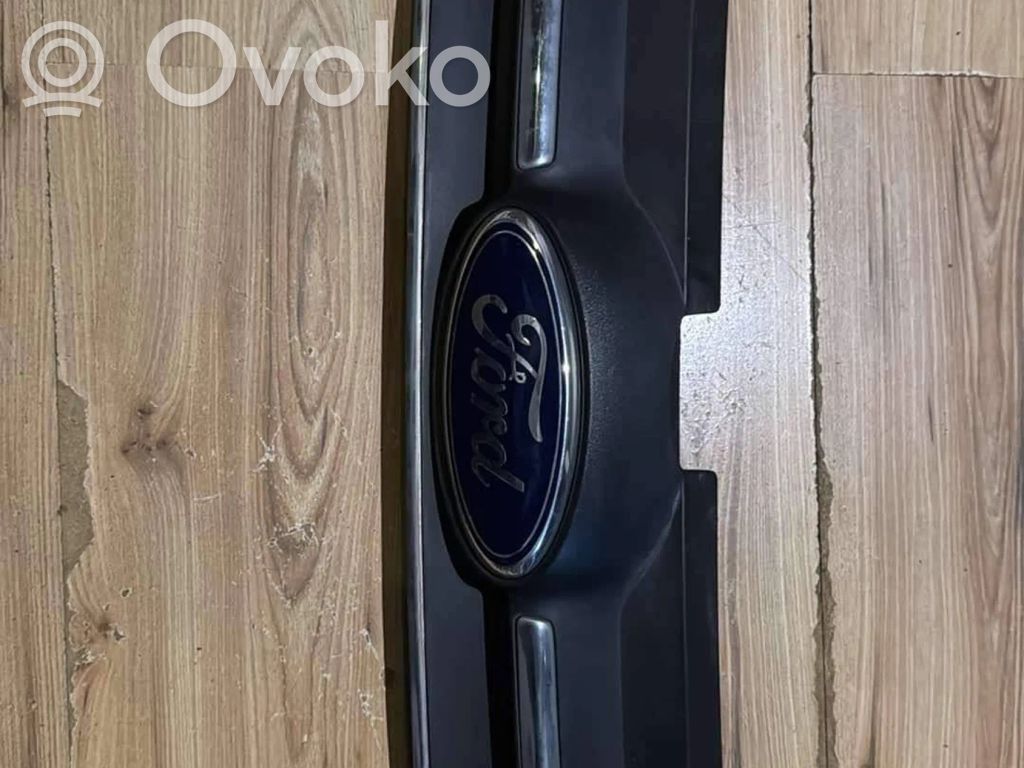 Ford C-MAX II Etupuskurin ylempi jäähdytinsäleikkö 