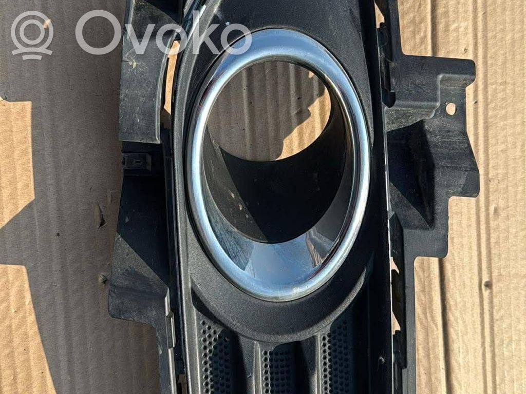 Ford Mondeo MK VI Mascherina inferiore del paraurti anteriore 