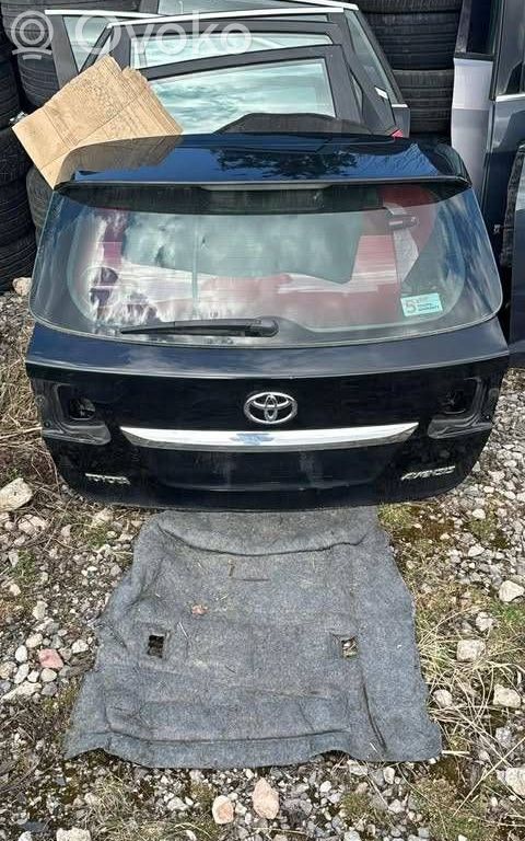 Toyota Avensis T270 Galinis dangtis (bagažinės) 