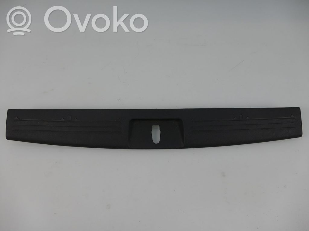 Dodge Nitro Trunk/boot sill cover protection 