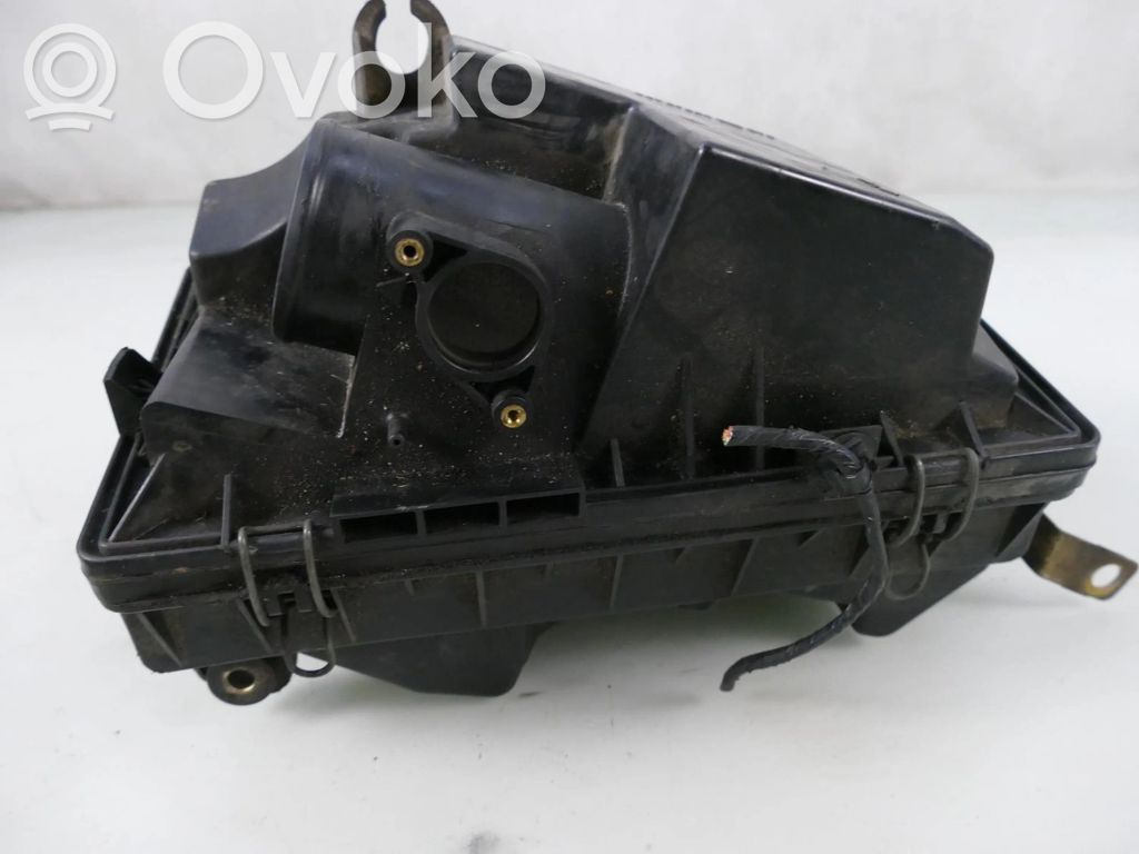 Air filter box