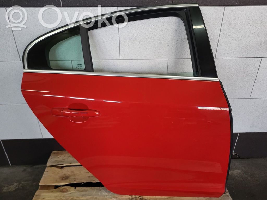 Volvo S60 Galinės durys 