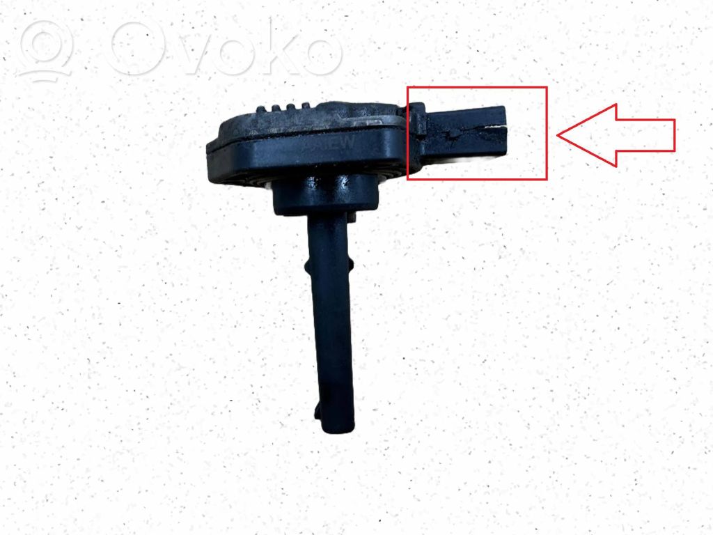 Oil level sensor   7501786