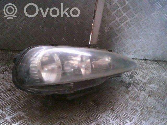 Alfa Romeo 147 Lampa przednia 