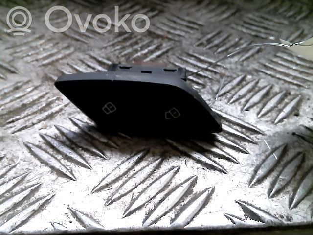 Audi Q3 8U Central locking switch button 