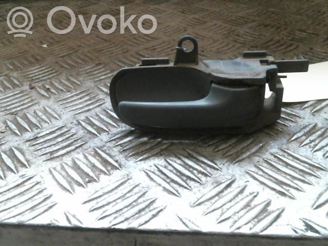 Manecilla interna puerta trasera   00009143K8