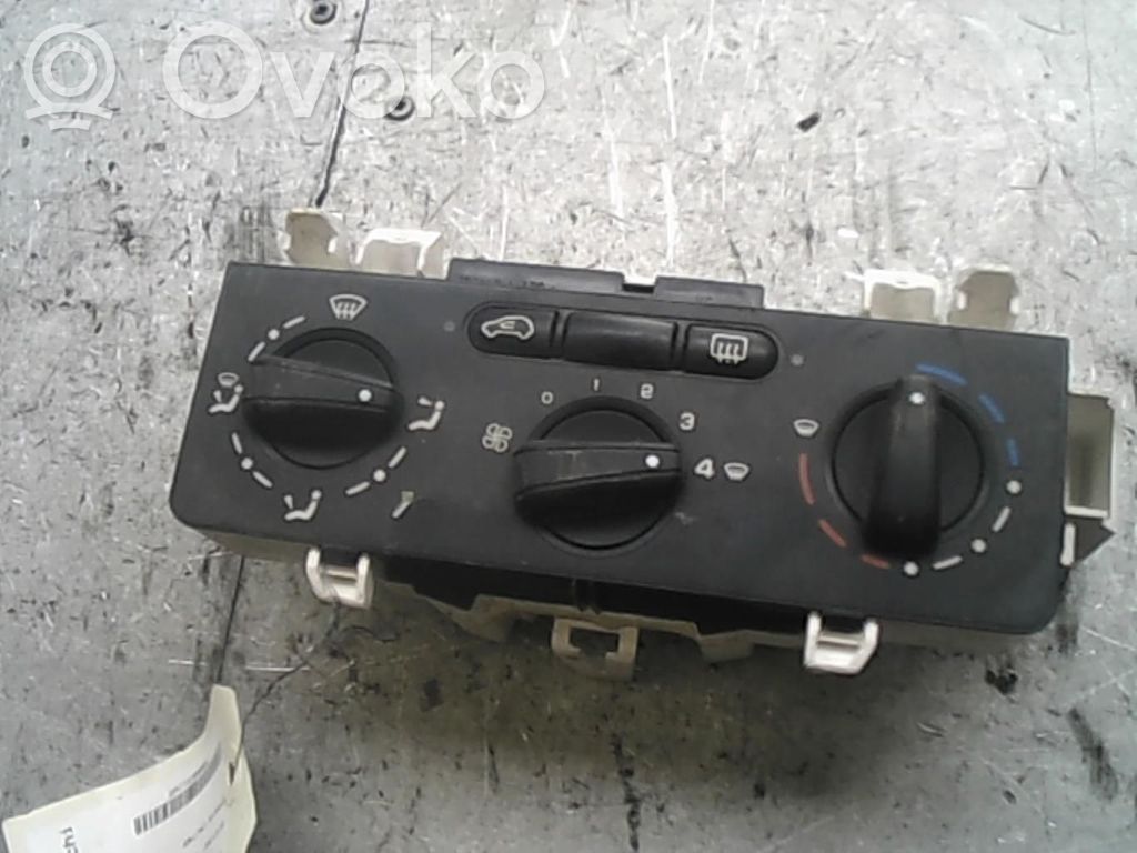 Citroen C2 Climate control unit 