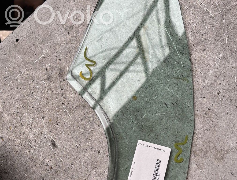 Citroen C3 Front door vent window glass four-door 