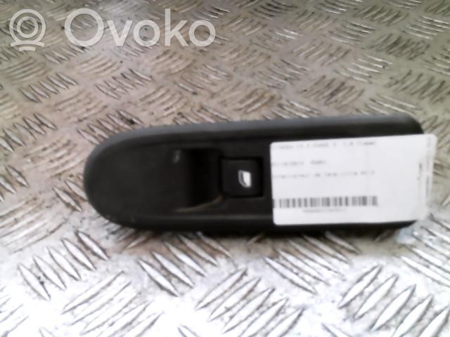Citroen C3 Electric window control switch 