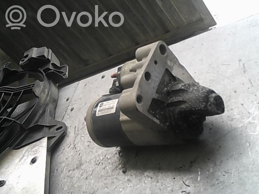 Starter motor   V764559080