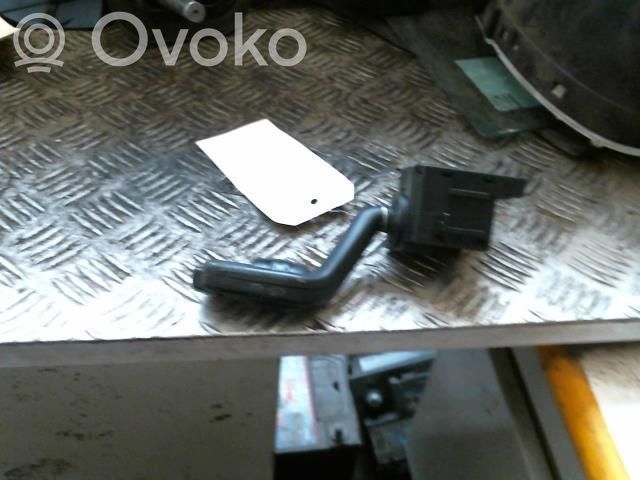 Ford C-MAX I Palanca de intermitentes 