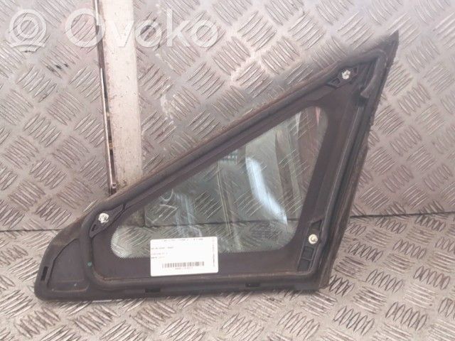 Ford C-MAX I Front triangle window/glass 