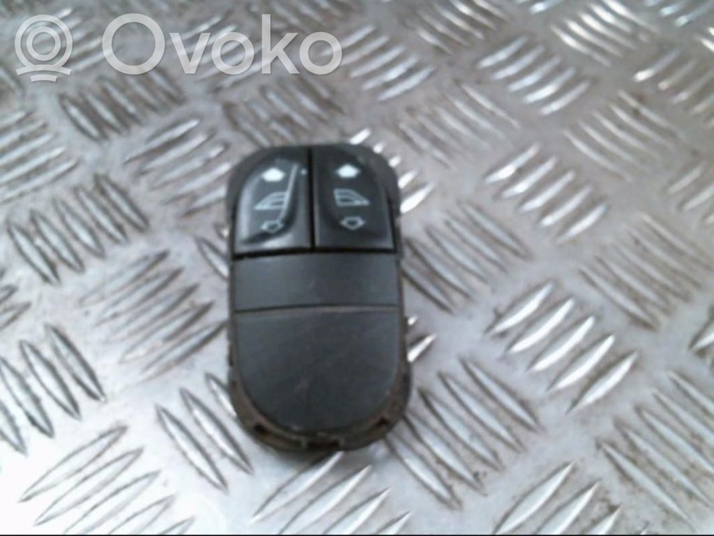 Interruptor del elevalunas eléctrico