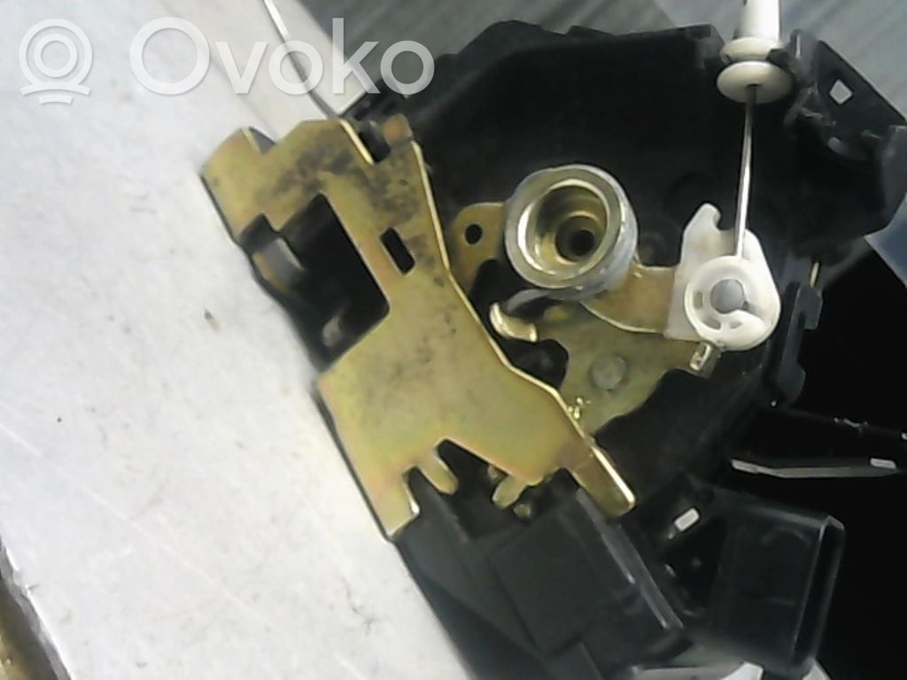 Front door lock   4692462