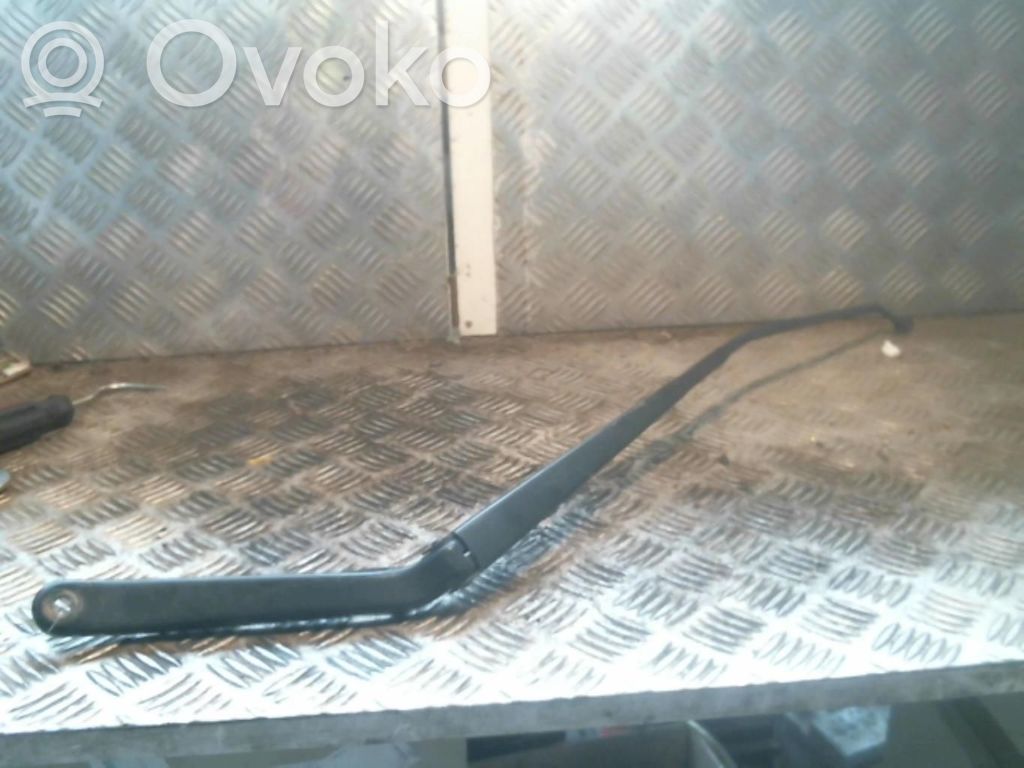 Ford Fusion Wischerarm vorne 