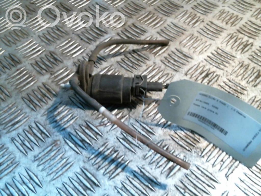 Nissan Micra Windscreen/windshield washer pump 