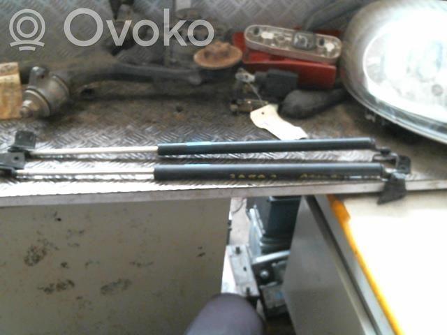 Opel Agila A Tailgate/trunk strut/damper 