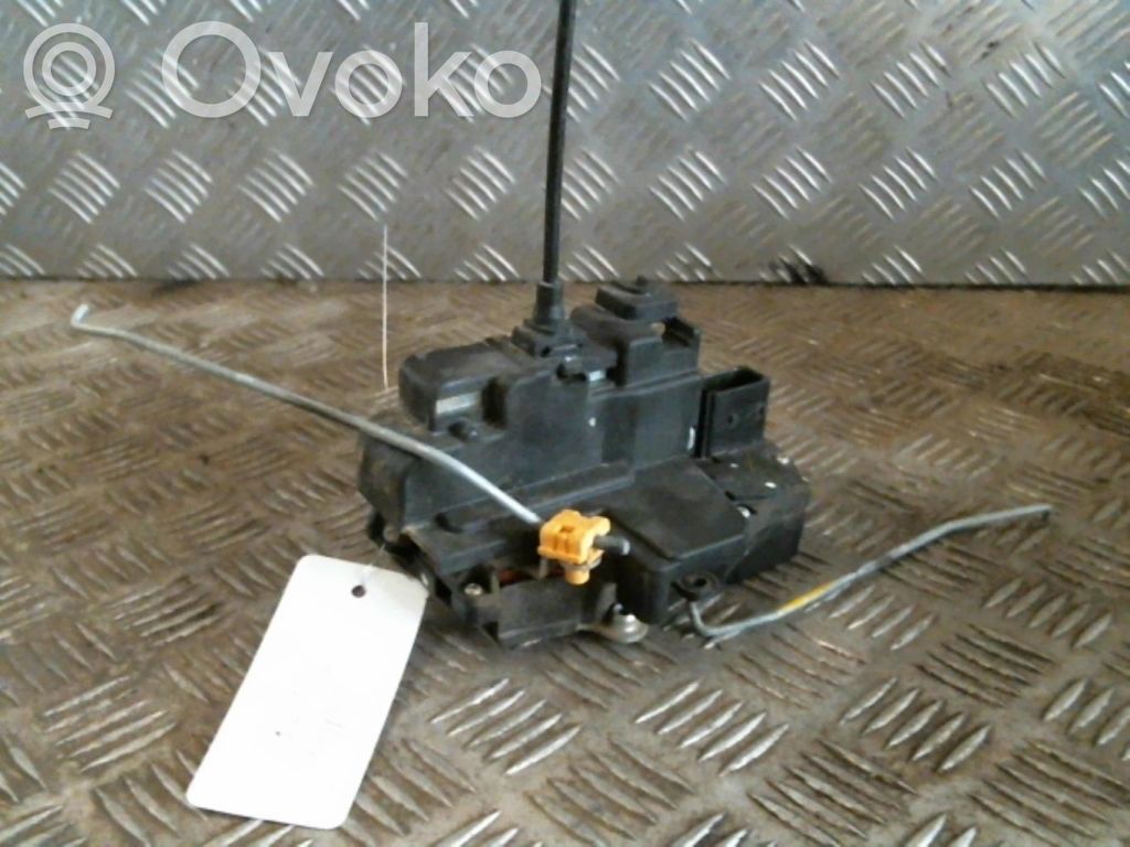 Opel Antara Etuoven lukko 
