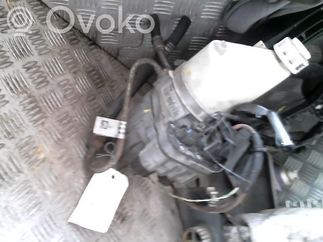 Opel Astra H Power steering pump 