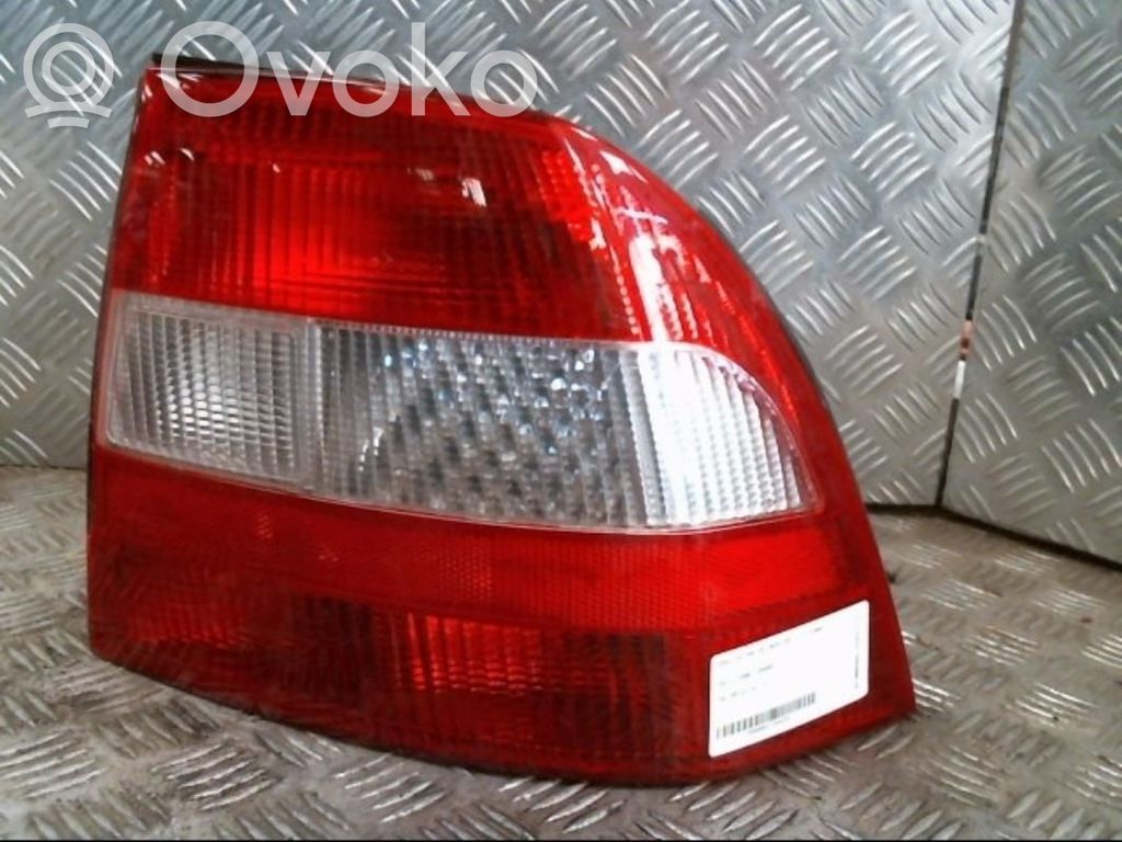 Opel Vectra B Lampa tylna 