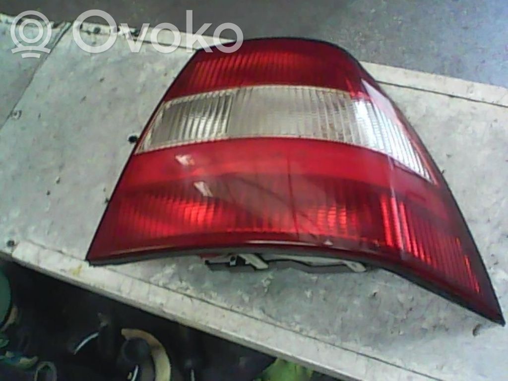 Opel Vectra B Lampa tylna 