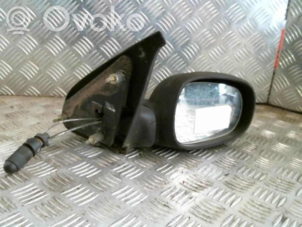 Renault Clio I Espejo lateral manual 