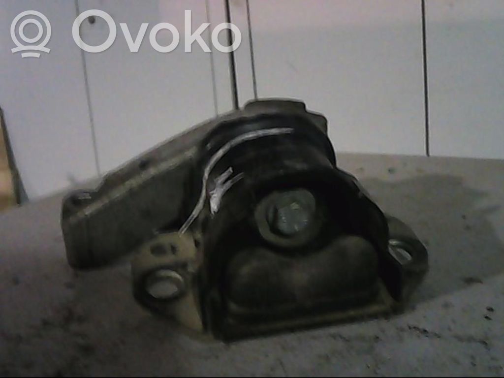Dzinēja spilvens