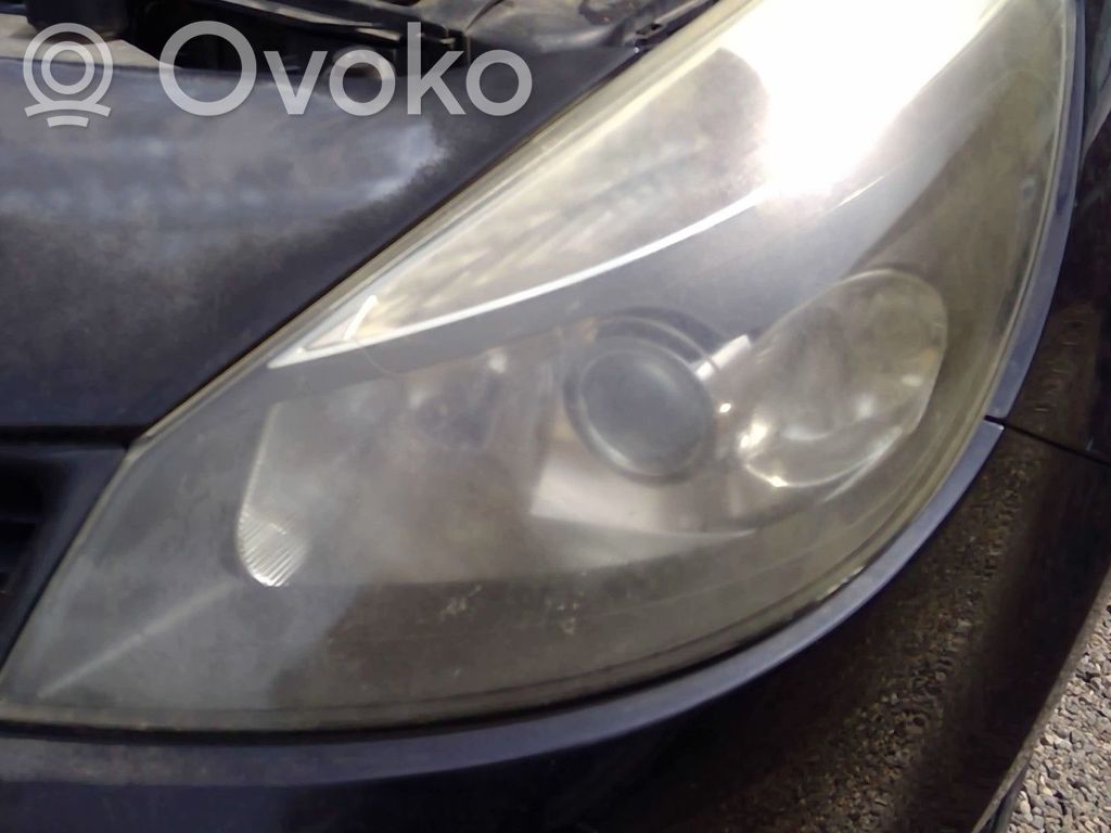 Renault Clio III Scheinwerfer 