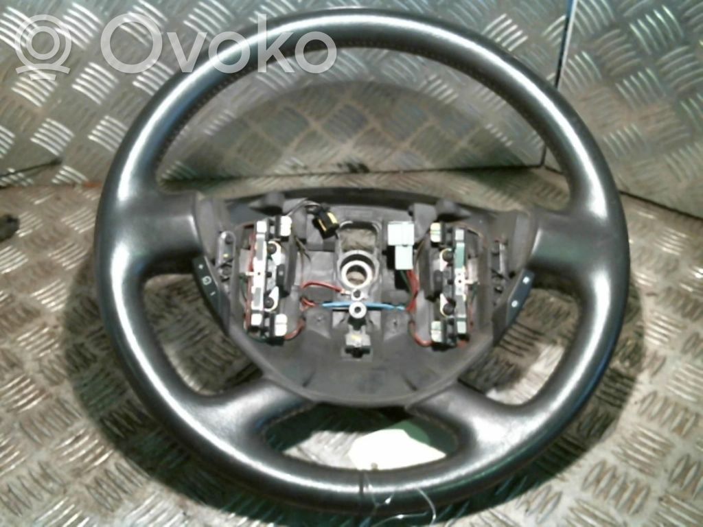 Ohjauspyörä   8200139852