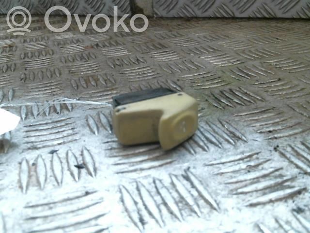 Renault Twingo I Electric window control switch 