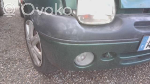 Renault Twingo I Parachoques delantero 