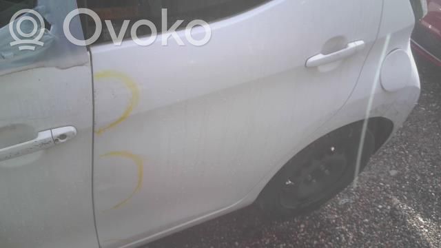 Toyota Aygo AB40 Puerta trasera 